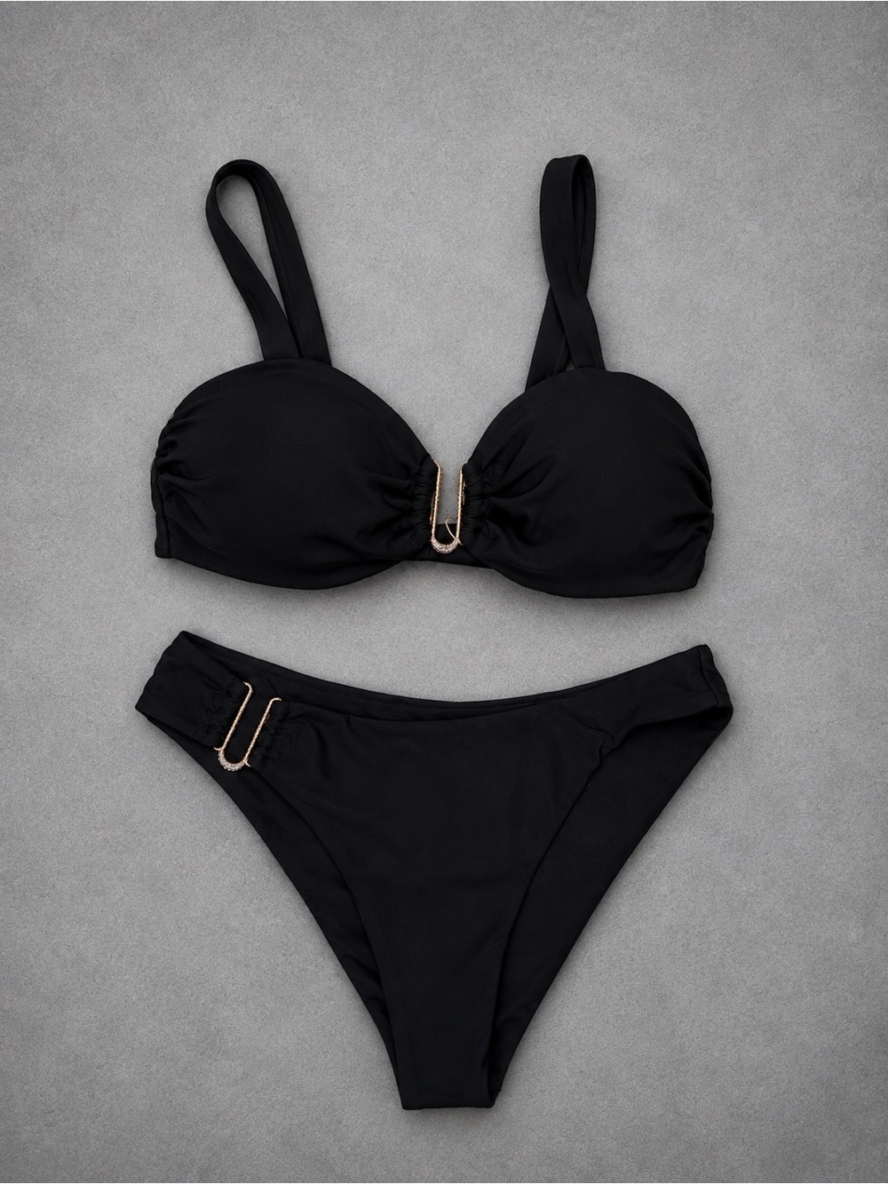 NWT - Owica Womens Bikini Set - Black Metal Accent - Size Medium Swimsuit